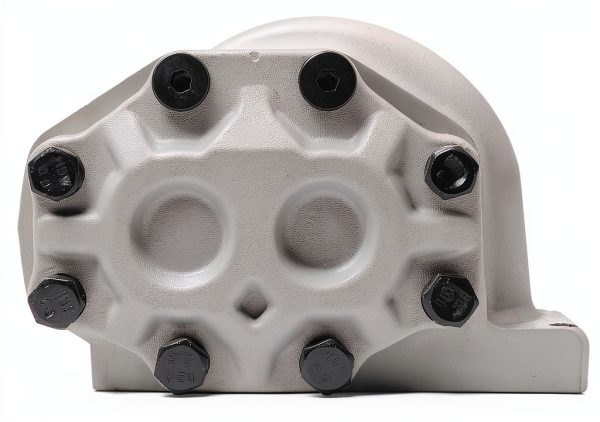 84573150 84332710 Hydraulic Gear Pump Compatible with Tractors C50 C60 C70 C80 C90 C100 international 100 385 454 464 484 485 574 584 585 674 684 784 885 2400A 2500A 3400A-6